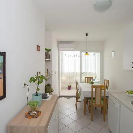 Rozeta Apartment *